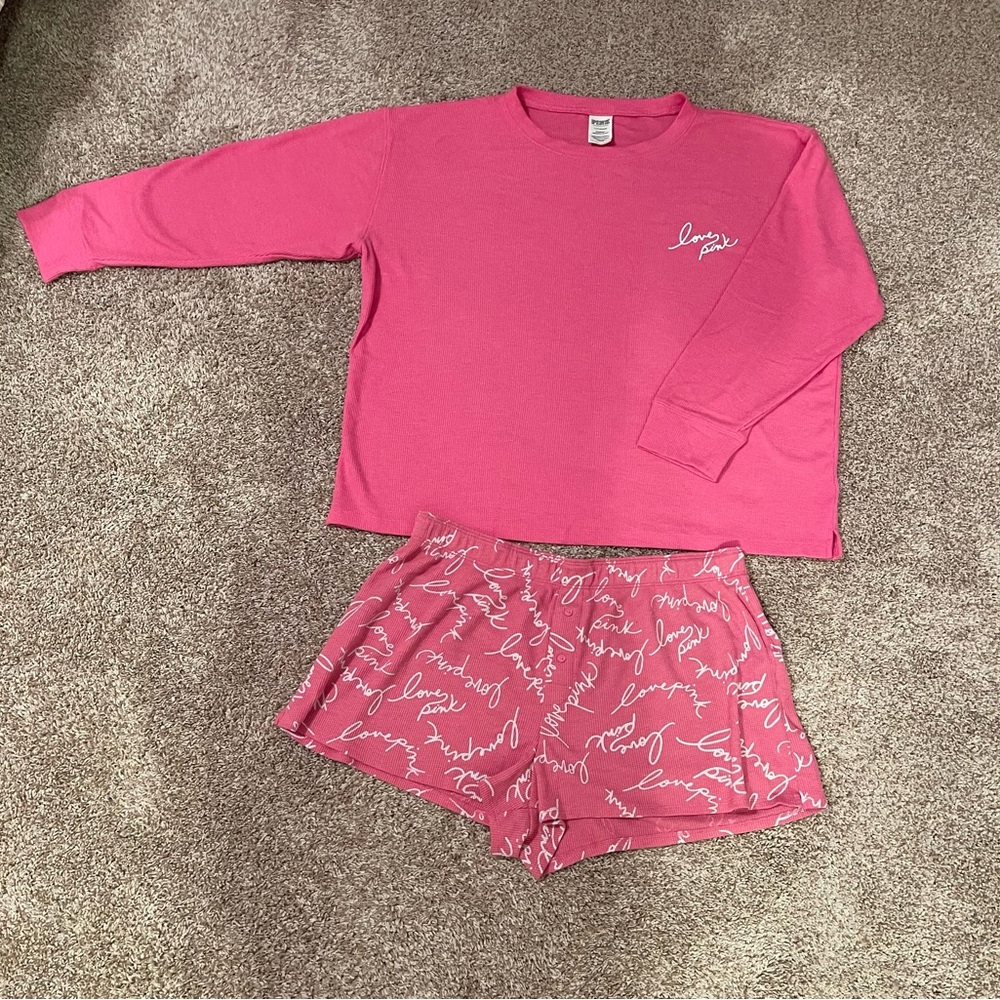 PINK Victoria's Secret love pink Pink Pajama Set large. Long sleeve top w shorts